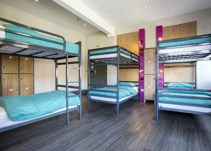 Dormitory Room Mixed